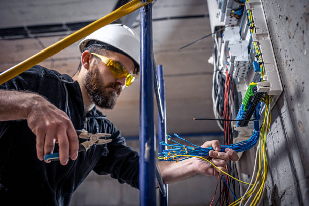 Best Electrical Contractors for Businesses  in Cleveland, FL