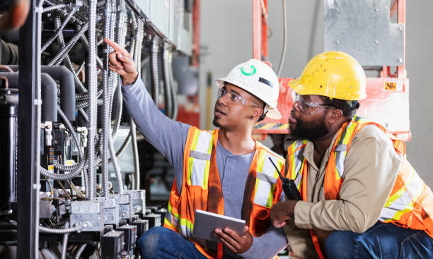 Best Commercial Electrician Services  in Cleveland, FL